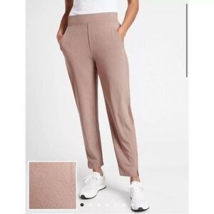Athelta Brooklyn Textured Midrise Pant in Pink